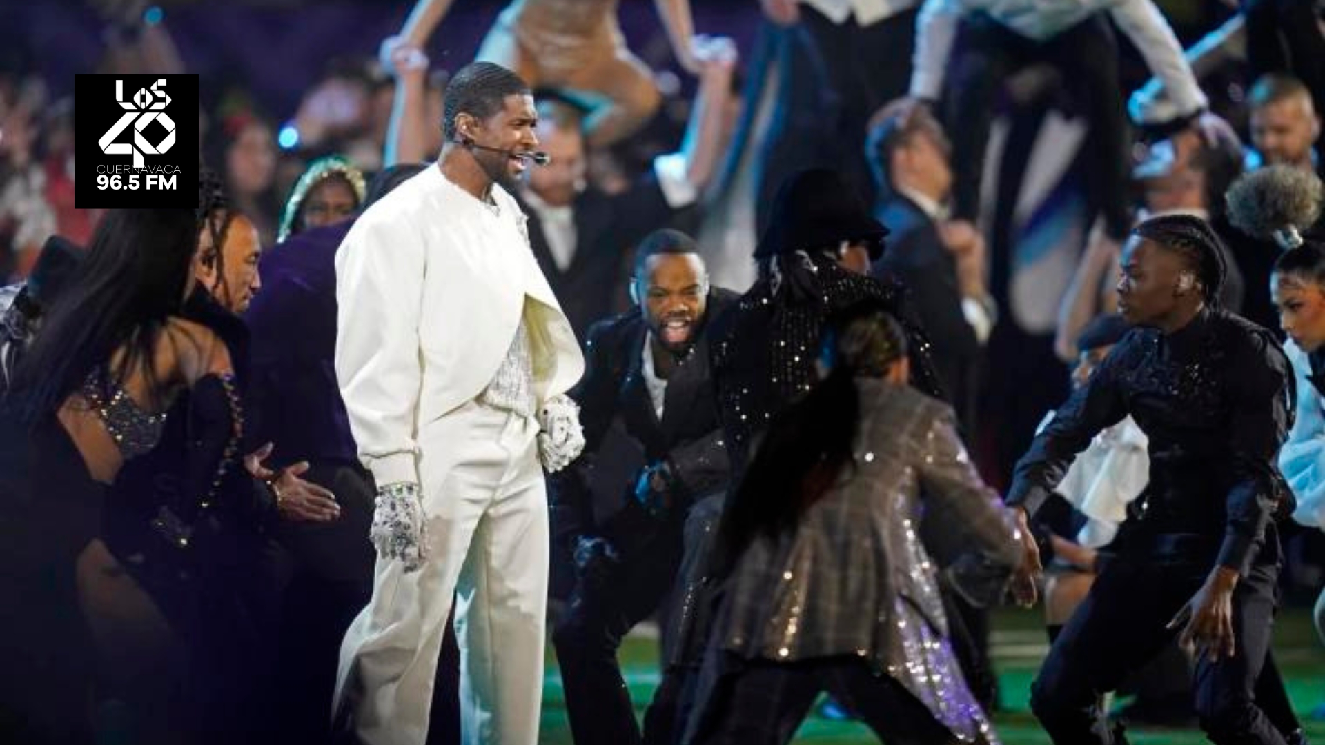 Usher realiza tributo a Michael Jackson en el medio tiempo del Super